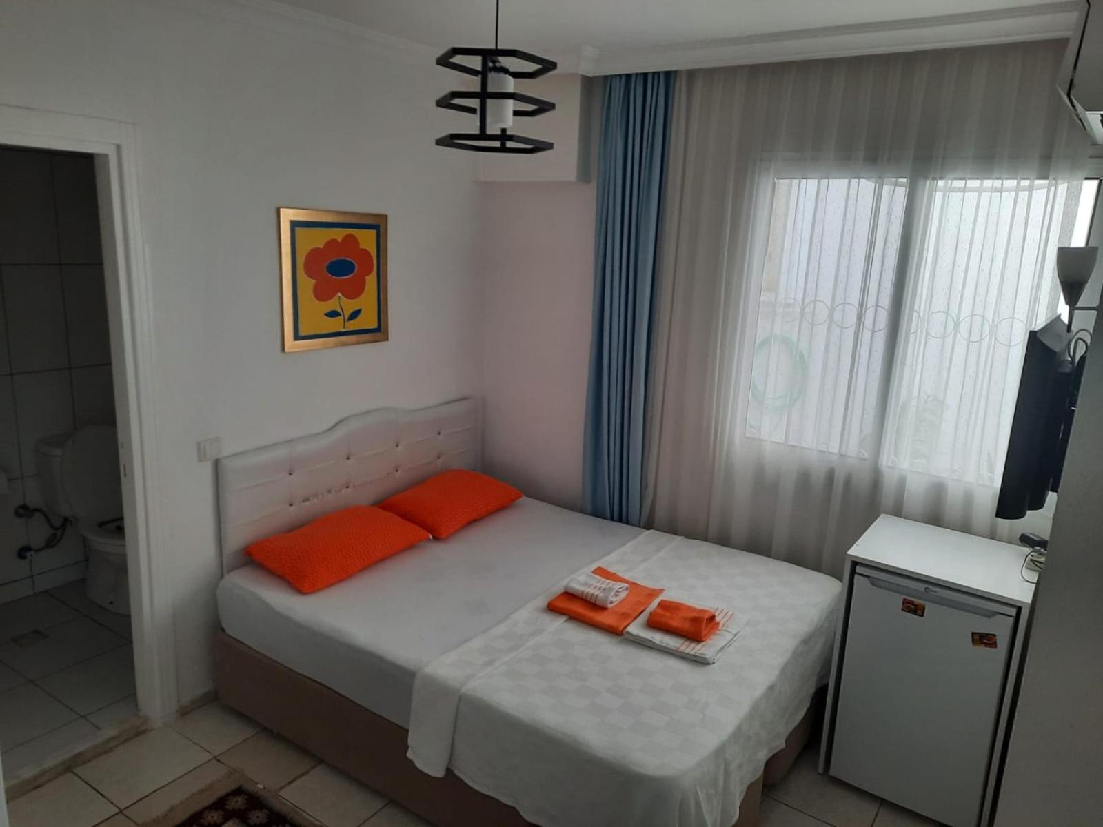 Çeşme Beyaz Apart Pansiyon מראה חיצוני תמונה