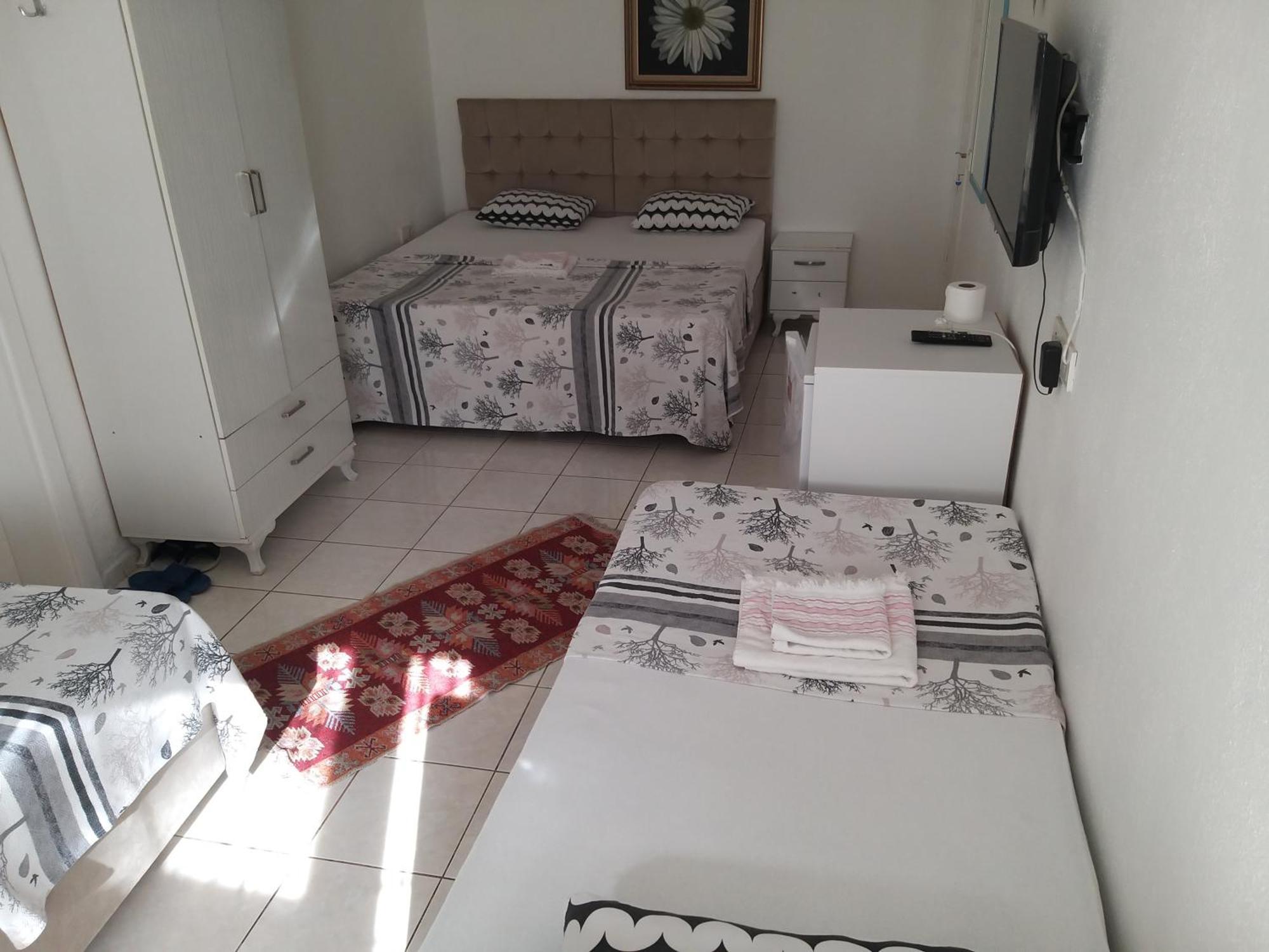 Çeşme Beyaz Apart Pansiyon מראה חיצוני תמונה